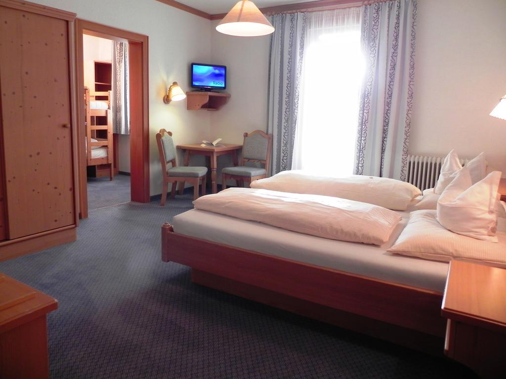 Hotel Laserz Lienz Extérieur photo