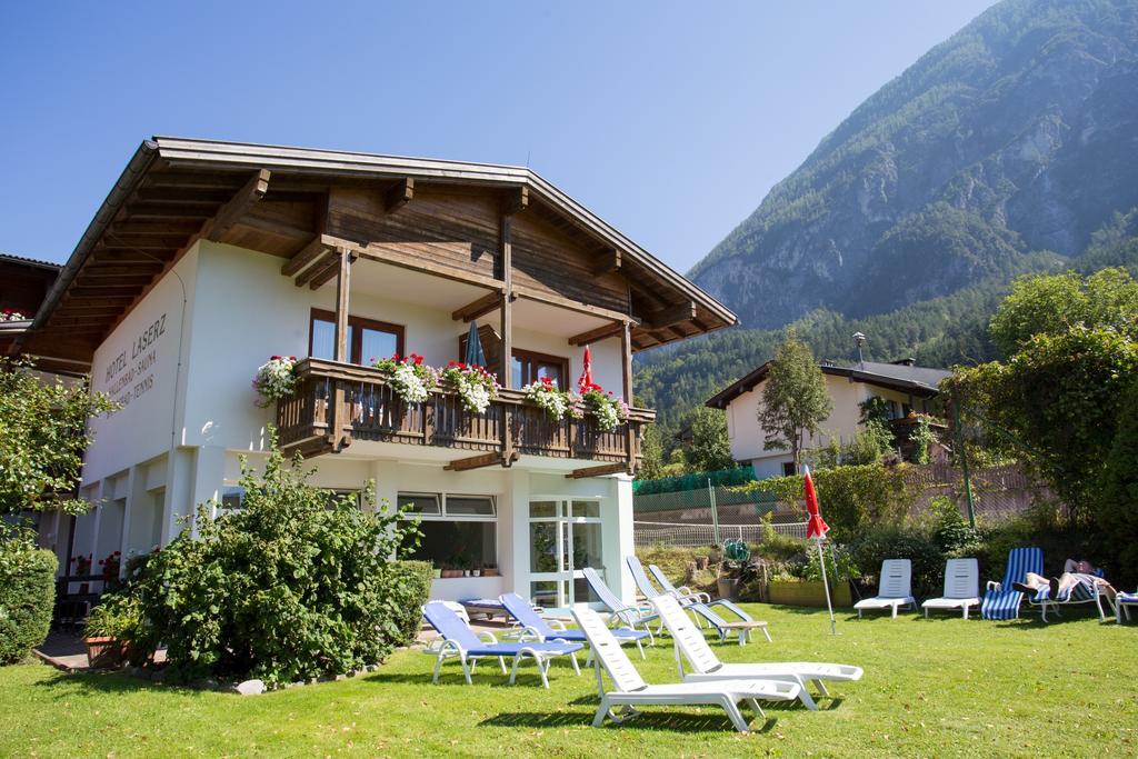Hotel Laserz Lienz Extérieur photo
